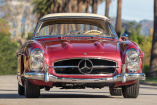 Zuckersüßer Edelsportler: 1957 Mercedes-Benz 300 SL Roadster (W 198-II) als Traum in Erdbeerrot Metallic