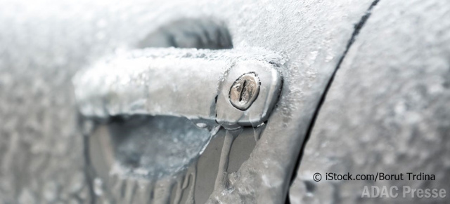 Frost-Frust am Auto?: Tipps für zugefrorene Türen, Scheiben und Co.