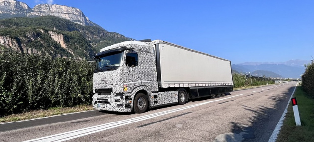 2024 soll das Fahrzeug serienreif sein: Prototyp des eActros 600 fährt mit 40 Tonnen ohne Zwischenladen 530 Kilometer