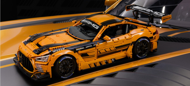 Mercedes-AMG GT3 als Klemmbaustein-Modell von CaDA: Rennsport-Ikone im Maßstab 1:8