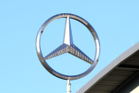 Menschenrechtsorganisation stellt Mercedes & Co an den Pranger: Profitiert Mercedes-Benz von Zwangsarbeit in China?