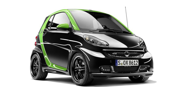 Das doppelte E-Flottchen: BRABUS  setzt in Genf smart 2 x unter Strom: BRABUS smart electric drive und smart BRABUS ebike feiern auf dem Genfer Autosalon Premiere
 
