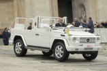 Ein G-Modell für den Deutschlandbesuch von Papst Johannes Paul II.: Vor 40 Jahren: „Papamobil“ auf Basis der Mercedes-Benz G-Klasse