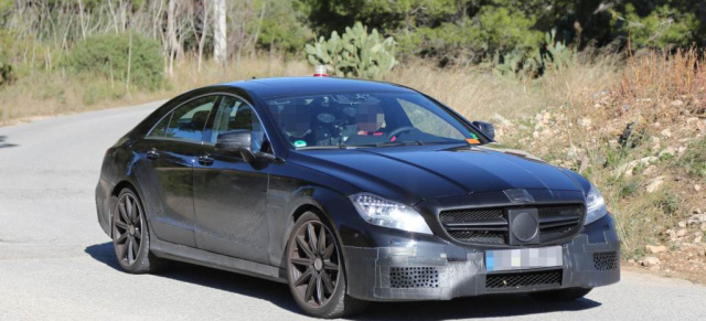 Erlkönig erwischt: Mercedes CLS 63 AMG 2015: Das modellgepflegte Oberklasse-Coupé mit AMG-DNA des Modelljahres 2015 zeigt sich 