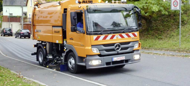 Stadtdiener mit Stern: Mercedes-Benz auf der Kommunal Live 2013: Auf der Spezialmesse zeigte Mercedes-Benz über 60 Fahrzeuge für den kommunalen Einsatz