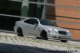 Dreiecksbeziehung: Mercedes Tuning: Geschmackvoll veredelter CLK 320 