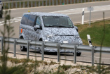 Mercedes V-Klasse Erlkönig erwischt: Spy Shot: Versuchsträger neue V-Klasse-Generation W449