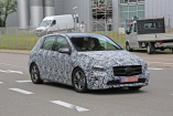 Mercedes-Benz Erlkönig erwischt: Star Spy Shot: Aktuelle Bilder von der dritten B-Klasse-Generation W247