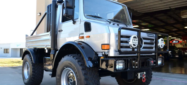 Sterne unterm Hammer bei Barrett-Jackson: Arnold Schwarzenegger verkauft seinen 1977er U1300 SE Custom Unimog