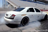 Wie (un)cool ist das denn? Maybach Burnout: Das geht jetzt aber (fast) zu weit: Der amerikanische Tuner Renntech lässt mit einem modifiziertem Luxusliner die Reifen qualmen