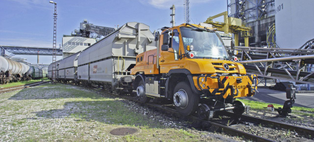 Bahntechnikmesse Innotrans 2016: Der Unimog präsentiert sich auf der  Innotrans 2016 als Alleskönner auf und neben dem Gleis