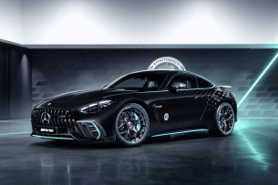 Premiere:  Mercedes-AMG GT 63 PRO 4MATIC "Motorsport Collectors Edition": GT63 PRO-Must-Have für Sammler und Fans. Es gibt nur 200 Exemplare