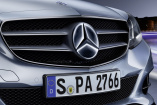 Deutscher Automarkt Januar 2016: Mercedes-Benz in 3 Segmenten Nummer 1: Neuzulassungen in Deutschland Januar 2016: GLC/GLK, B-Klasse und S-Klasse sind die Nummer 1 in Ihren Segmenten
