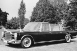 Das Papa-Mobil von gestern: 1965 Mercedes-Benz 600 Pullman Landaulet : Himmlisch: Der Heilige Vater fährt mit einem schönen Stern