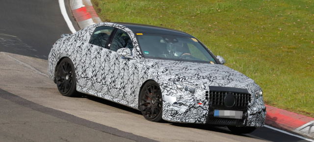 Mercedes-AMG Erlkönig auf dem Nürburgring erwischt: Spy Shot: Aktuelle Bilder vom Mercedes-AMG E53 (Limo & Kombi)