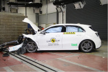 Mercedes-Benz A-Klasse: 5 Sterne für den kompakten Stern: Ahhh, Klasse! W177 von Euro NCAP gecrasht und für sehr gut befunden